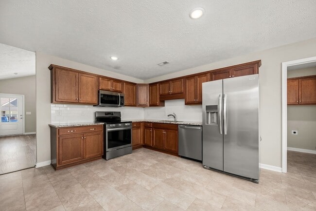 Building Photo - 107 Meadowbrook