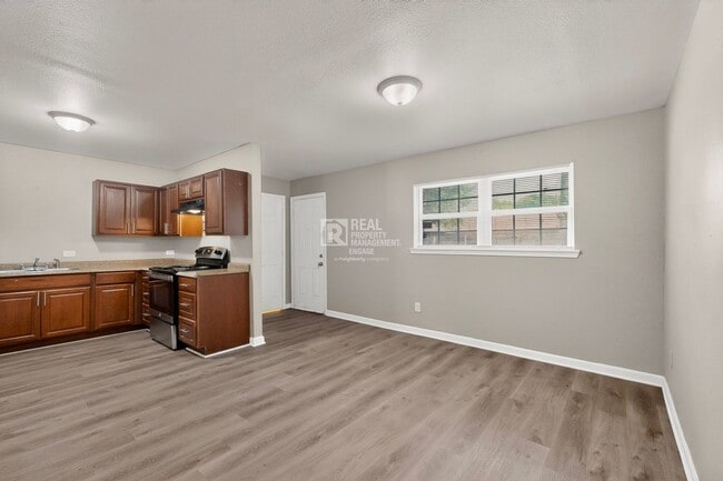 Building Photo - Move-In Ready Arlington Home Near AT&T Stadium for Rent