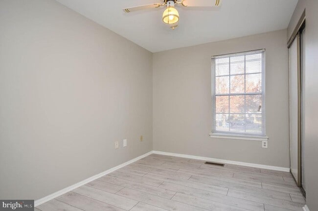 Building Photo - 8 Hines Ct