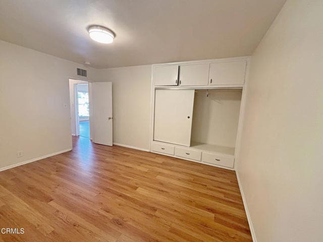 Building Photo - 210 W Woodruff Ave