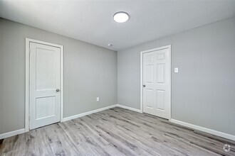 Building Photo - 3270 Reeves St