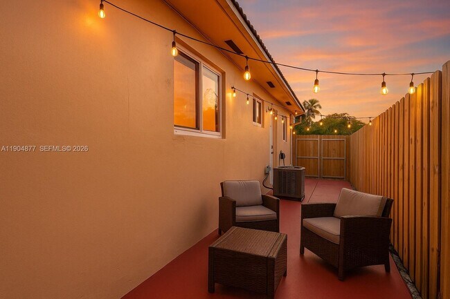 Building Photo - 2931 SW 39th Ave