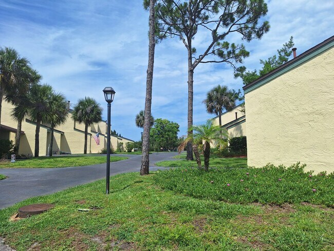 Building Photo - FURNISHED RENTAL - SUGAR MILL / PINE VALLEY CONDO!
