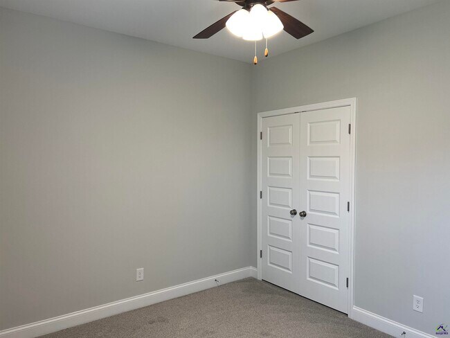 Building Photo - 306 Falls Drive