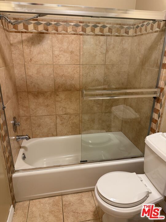 Building Photo - 2141 S Bentley Ave