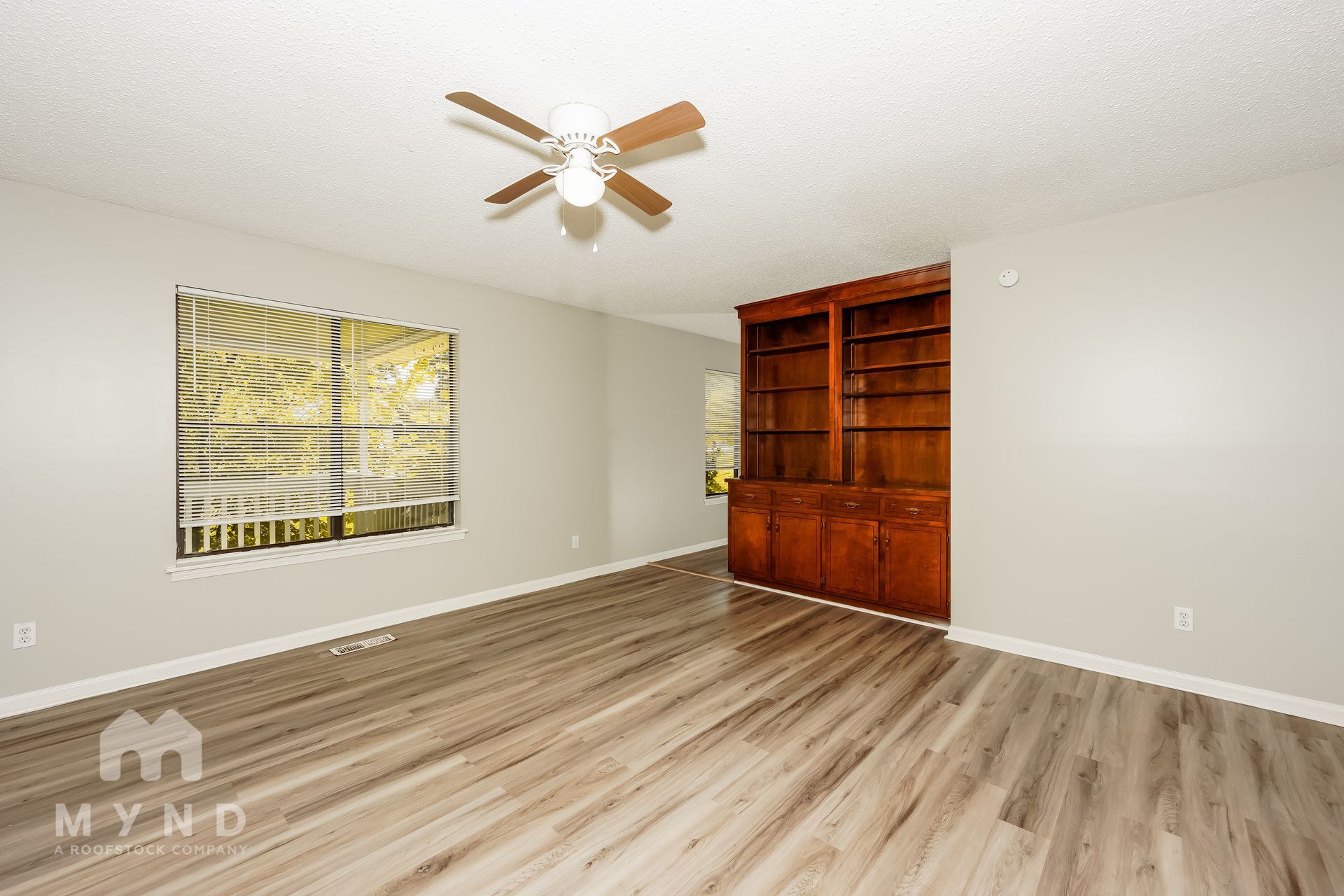 Building Photo - 1109 4th Way
