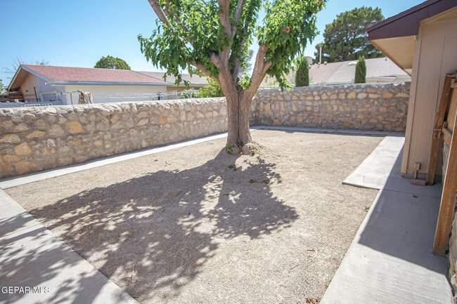 Building Photo - 3425 Risner Pl