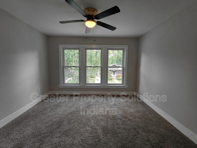 Building Photo - 252 Lawndale St