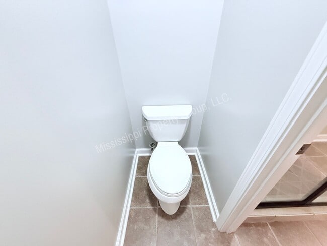 Building Photo - 3BR/3.2BA For Rent