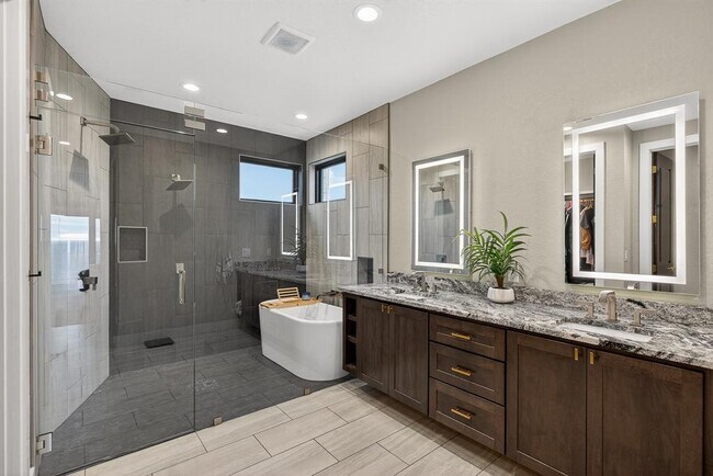 Building Photo - 209 Dalton Cir