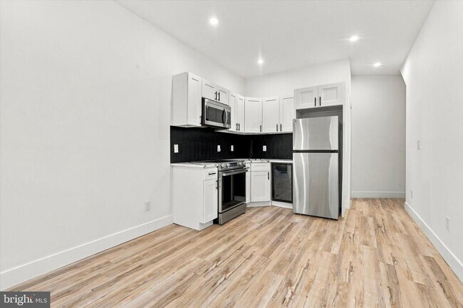 Building Photo - 4535 N Gratz St