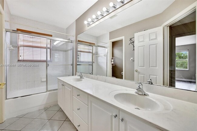 Building Photo - 15835 SW 51st St