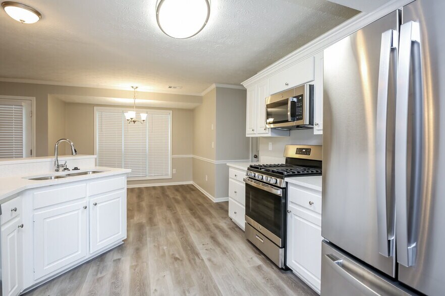 Building Photo - 1370 Ox Bridge Way NW