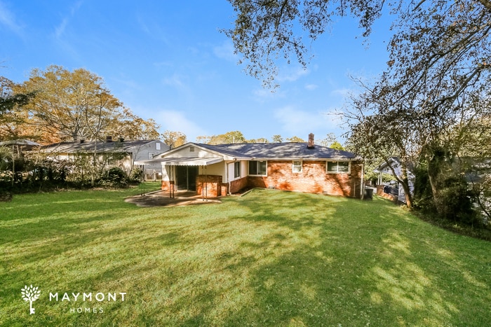 Building Photo - 311 E Dorchester Blvd