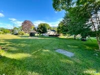 Building Photo - 28 Brookfield Meadows