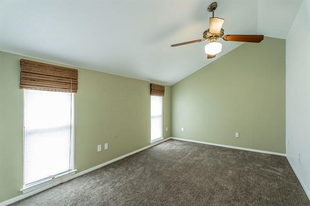 Building Photo - 3300 Wells Dr