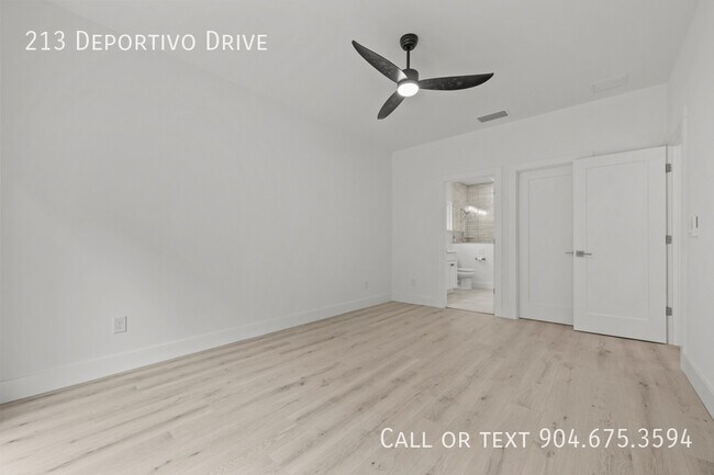 Building Photo - 213 Deportivo Dr