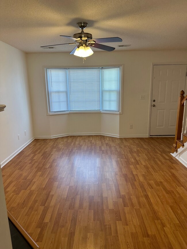 Building Photo - 3817 E Vancroft Cir