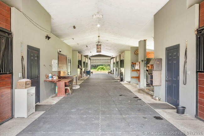 Building Photo - 2770 E Rd