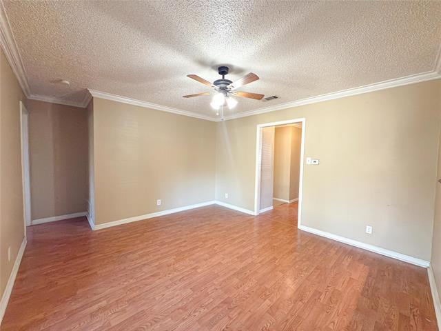 Building Photo - 2721 Buffalo Dr