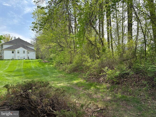 Building Photo - 106 Lassen Ct