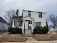 Building Photo - 300 S Maple Ave