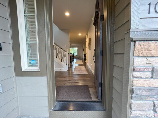 Building Photo - Spacious Corner-Lot Home with Three Levels...