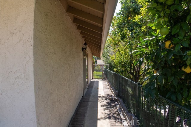 Building Photo - 5451 E Willowick Cir