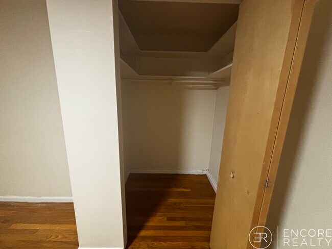 Building Photo - 110 Babcock St