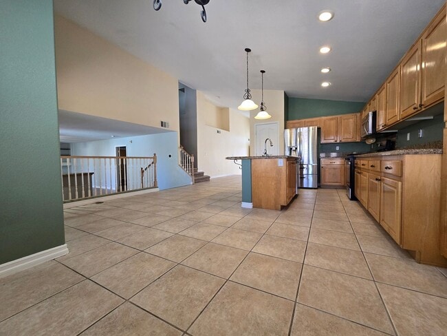 Building Photo - Don’t wait for summer, your pool home is ready now!!! 4 Bedroom, NW Las Vegas