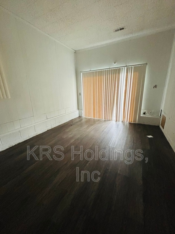 Building Photo - 1905 Perrel St