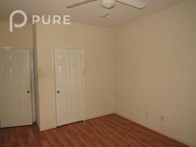 Building Photo - 266 Rocky Ridge Dr