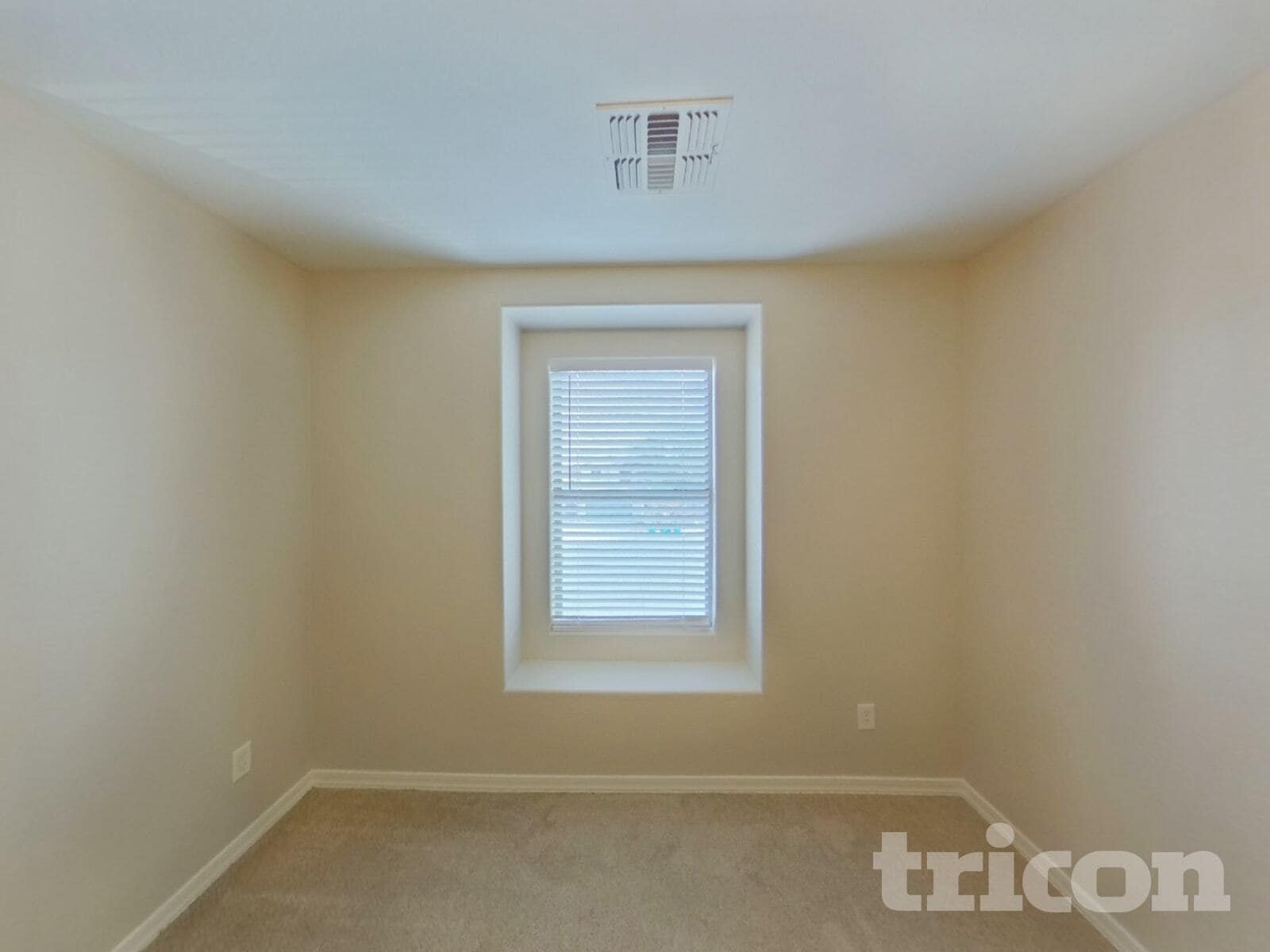 Building Photo - 21338 N Denver Ct