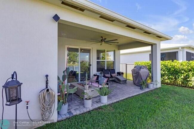 Building Photo - 11716 SW Lyra Dr.