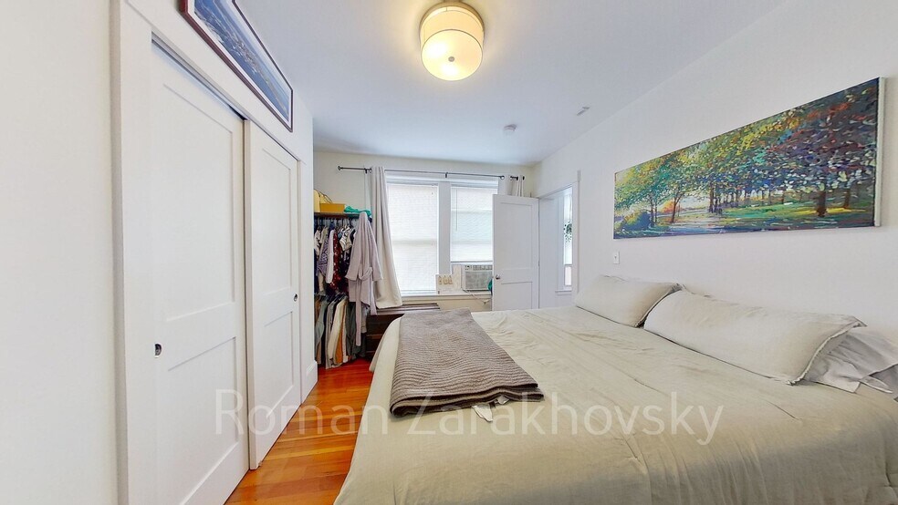 Building Photo - 83 Harvard St