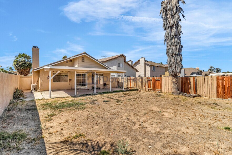 Building Photo - 24148 Poppystone Dr