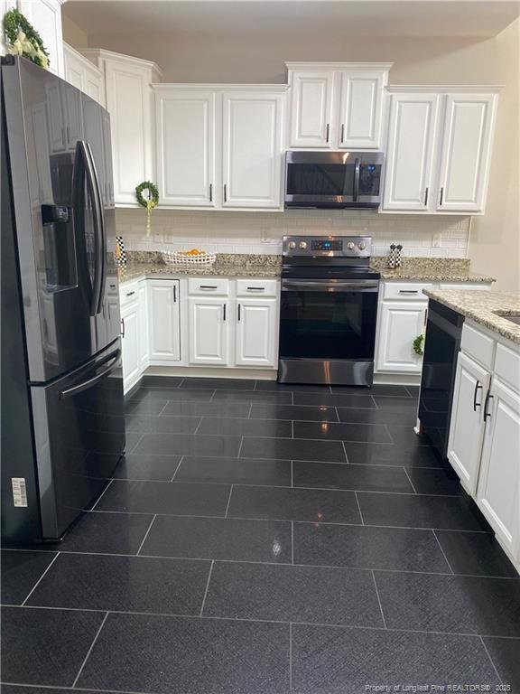 Building Photo - 28 Hawk Ridge Dr