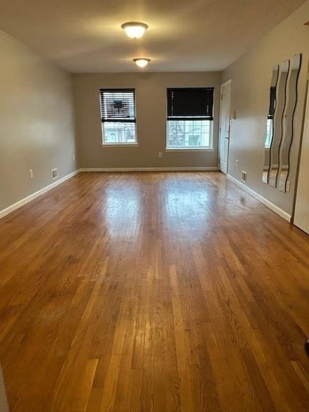 Building Photo - 29 Stegman St