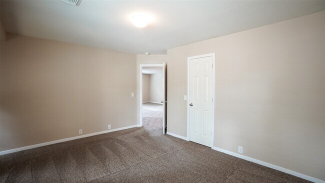 Building Photo - 16526 Bristle Creek Dr