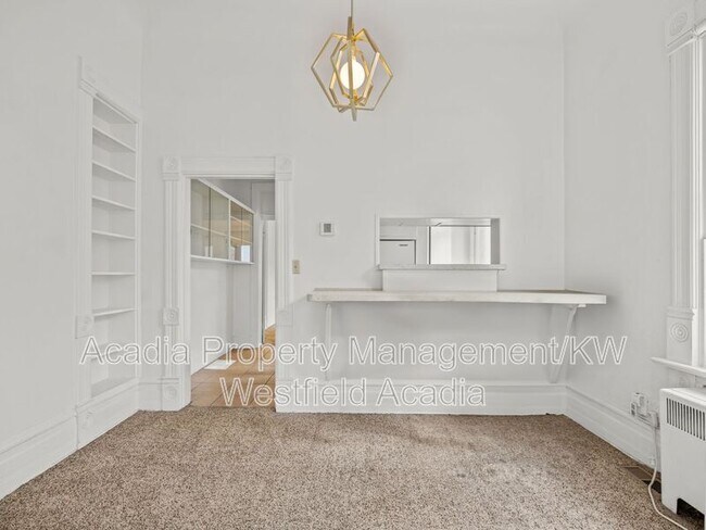 Building Photo - 256 N 500 W