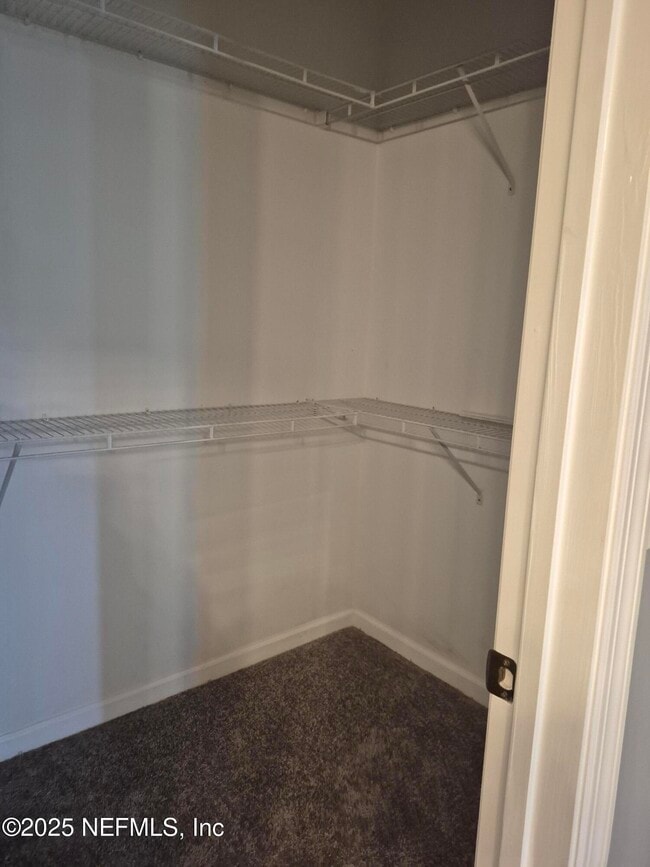 Building Photo - 5851 Parkstone Crossing Dr