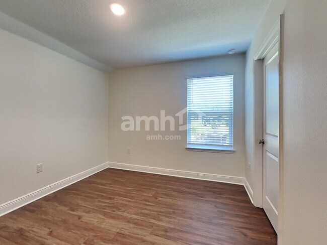 Building Photo - 6451 Emerald Hls Wy