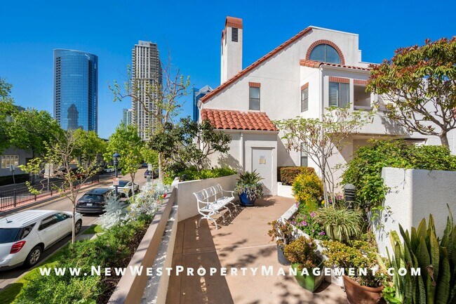 Building Photo - Lovely Marina District 2-bedroom at Park R...
