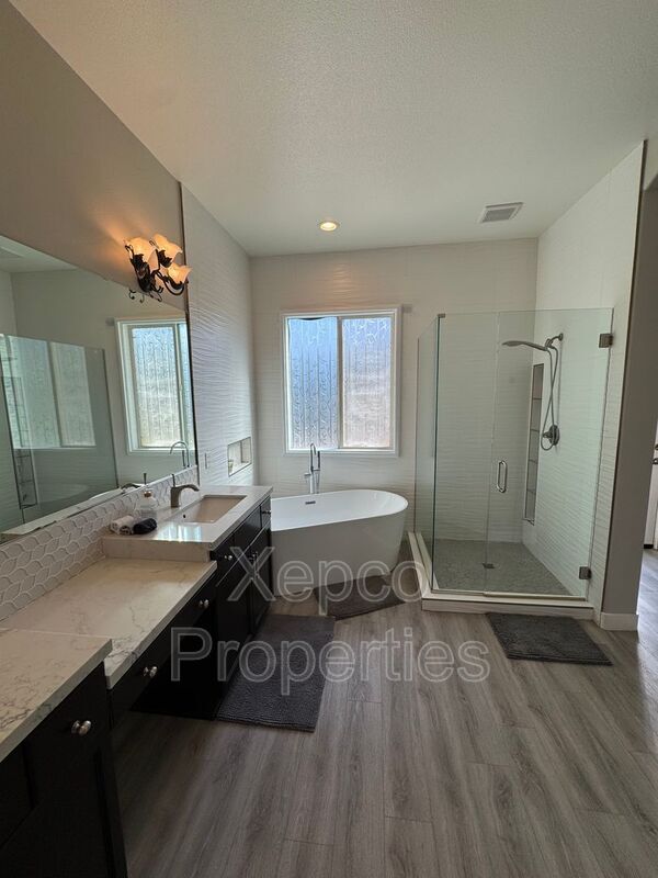 Building Photo - 137 Traviso Dr