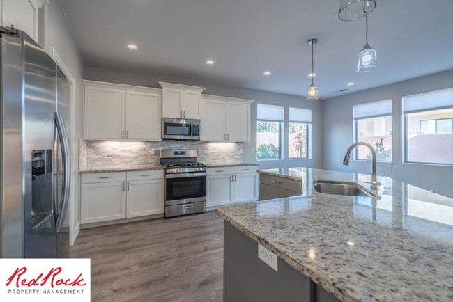 Building Photo - 4 Bedroom Home In The Dunes At Sand Hollow...