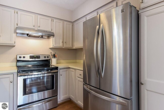 Building Photo - 3814 Maid Marian Ln