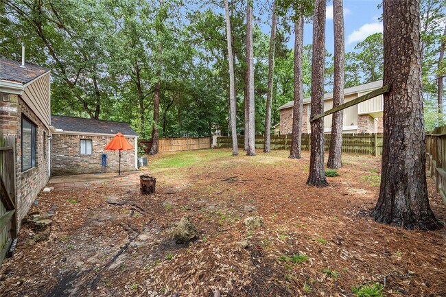 Building Photo - 431 Evergreen Dr