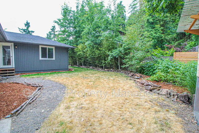 Building Photo - 19547 53rd Ave NE