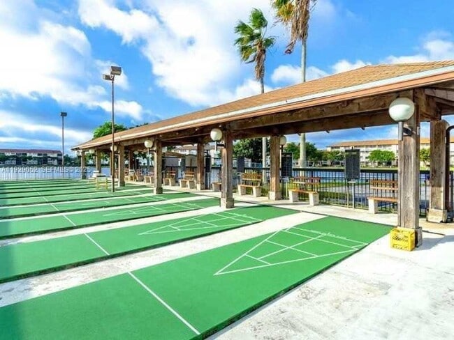 Building Photo - 200 SW 132nd Way