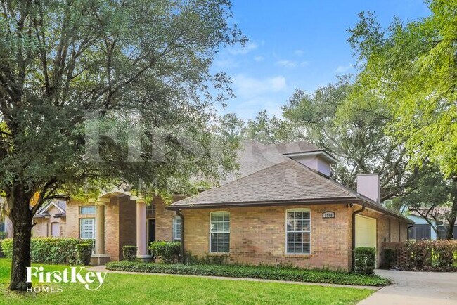 Building Photo - 1909 Holly Oak Dr